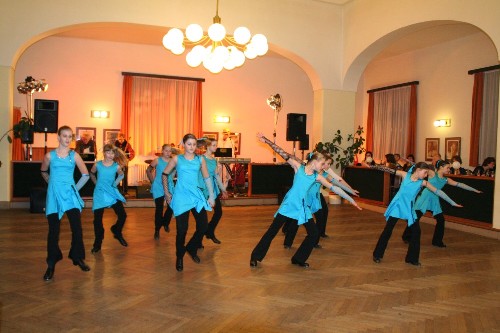 Ples 2009 (4).jpg